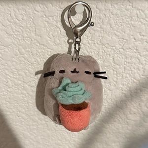 Pusheen keychain